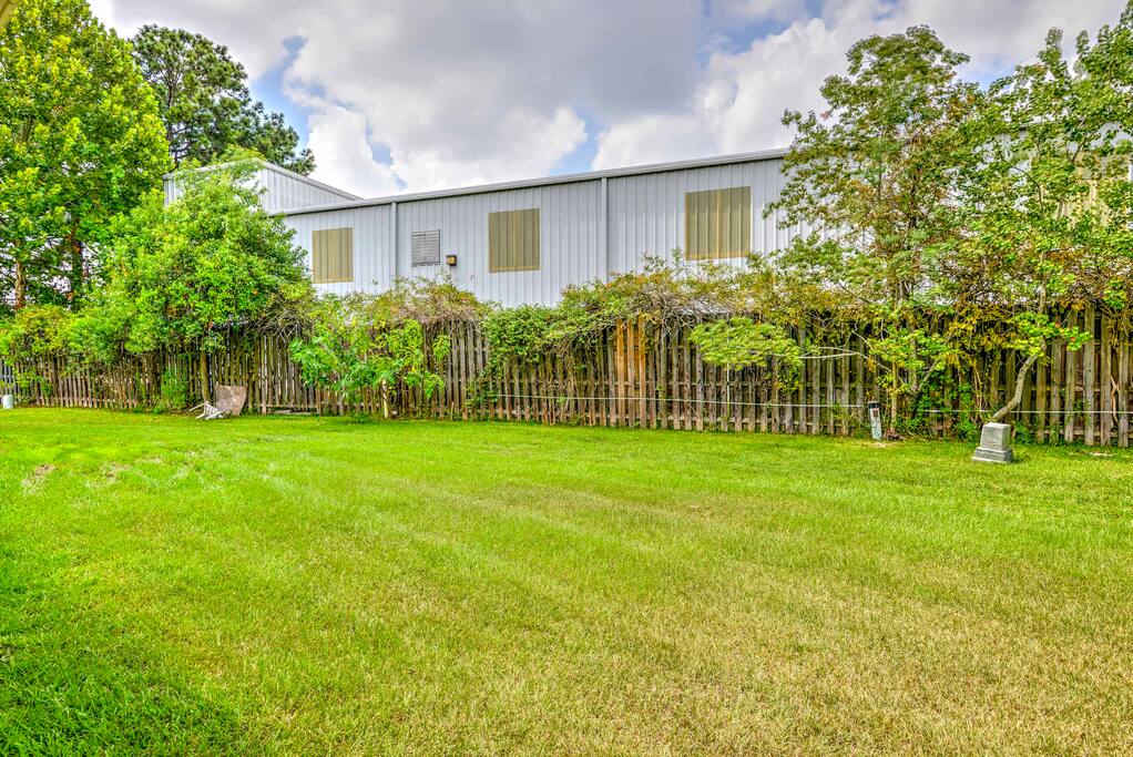 Spend time grilling or playing games with your loved ones in the shared yard.