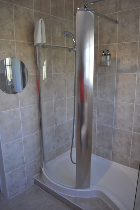 Walk-in Shower