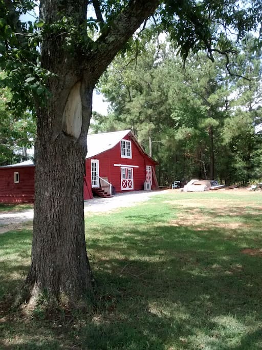 Selah Barn - View from Yard