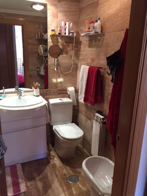 Baño integrado en la habitación principal