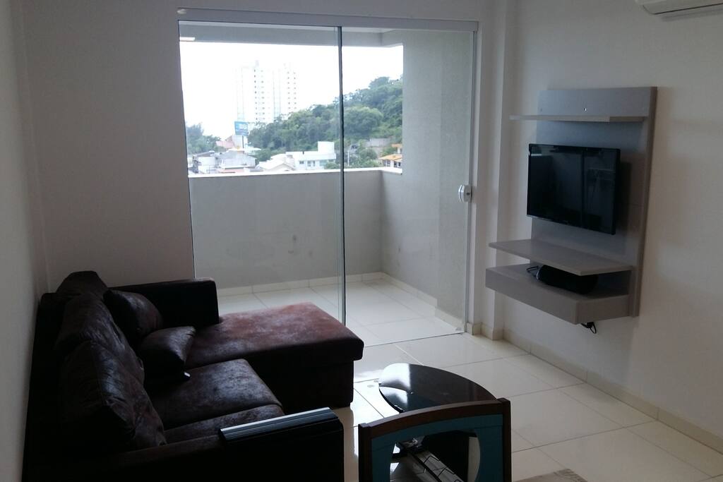 Sala de TV/Estar e Sacada