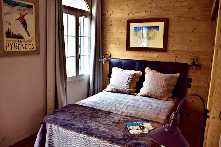 Master suite (bedroom/bathroom/wardrobe)
