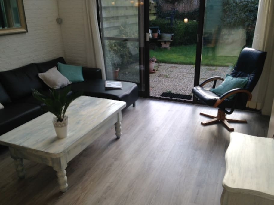 ,Ruime woonkamer