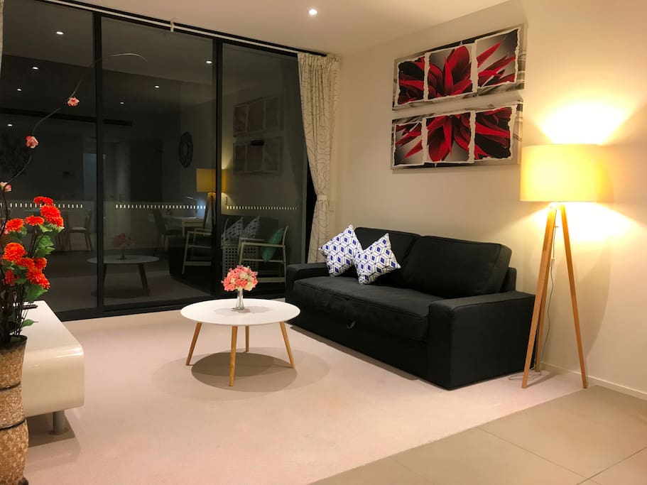 bright & spacious living room