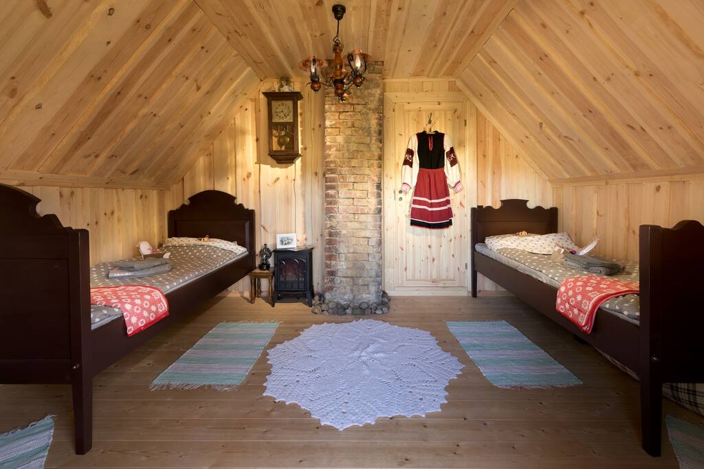 Second floor guest rooms