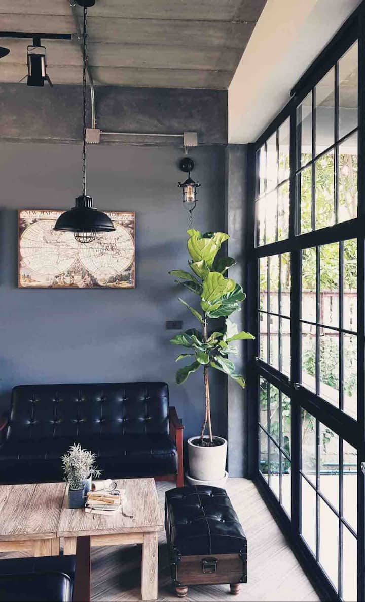 Near Tha Pae Gate ，3bedroom Modern Garden Villa - Thành phố Chiang Mai