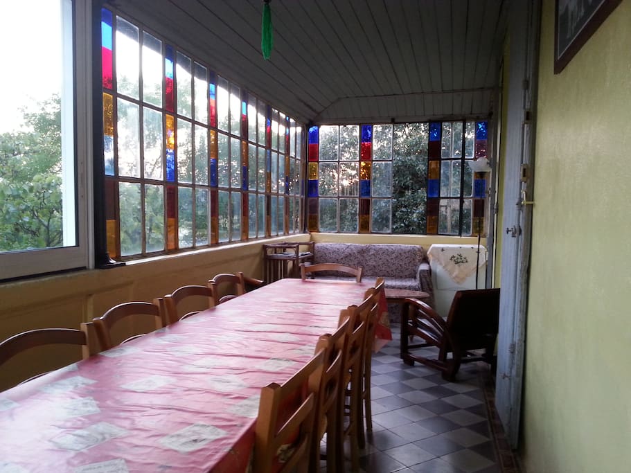 Véranda, salle à manger principale