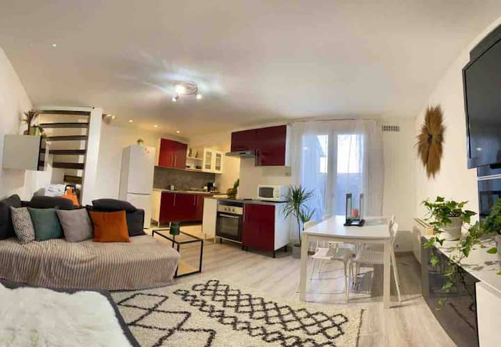 Orly Maison Au Calme Avec Terrasse & Stationnement - アントニー