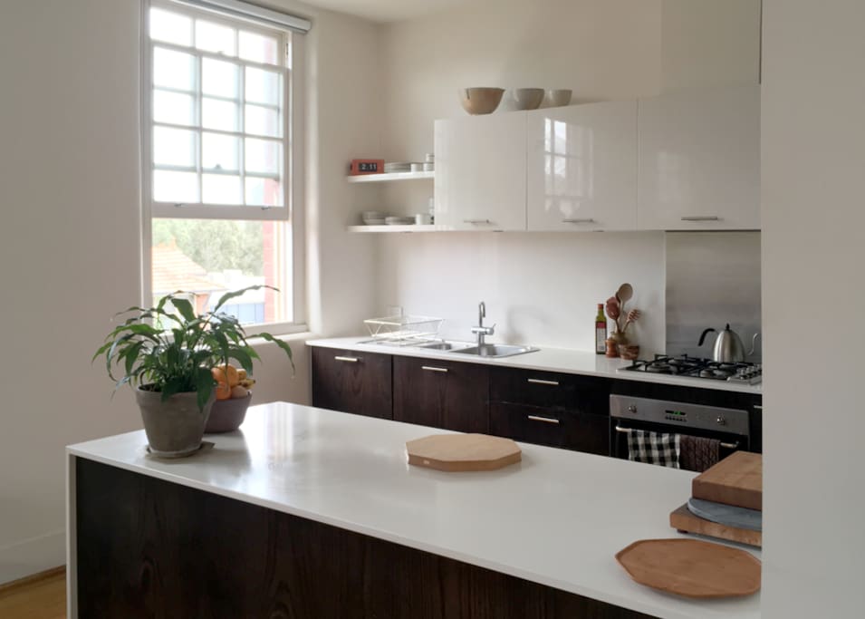 Fully equipped kitchen with Smeg appliances