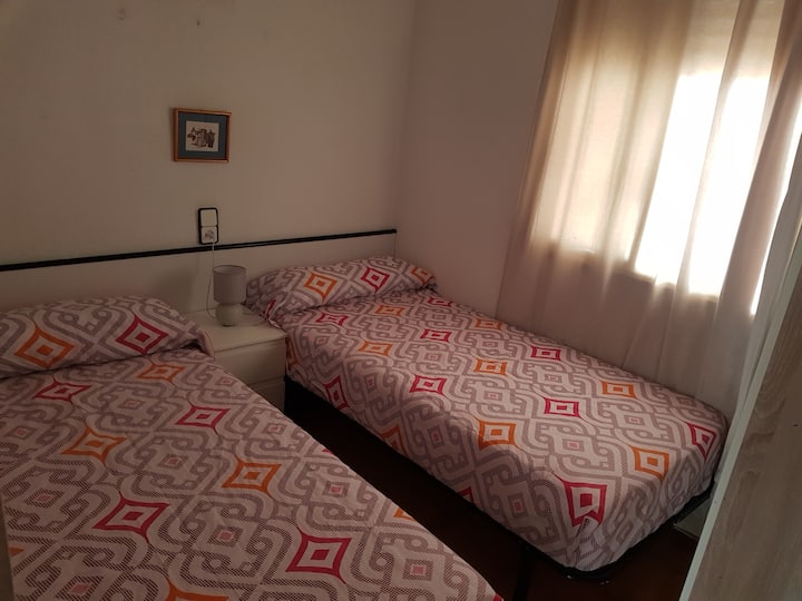 غرفة النوم 2