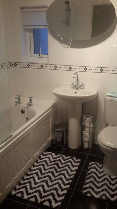Main bathroom