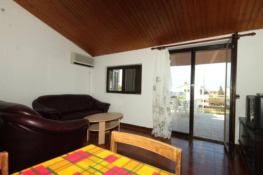 Living room 1, Surface: 11 m²