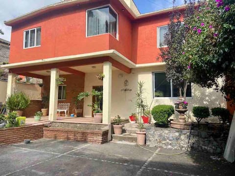 Top performing Airbnb: Charming Home Near Six Flags: Your Perfect Retreat in Colonia Fuentes Brotantes