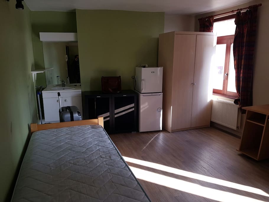 Room1