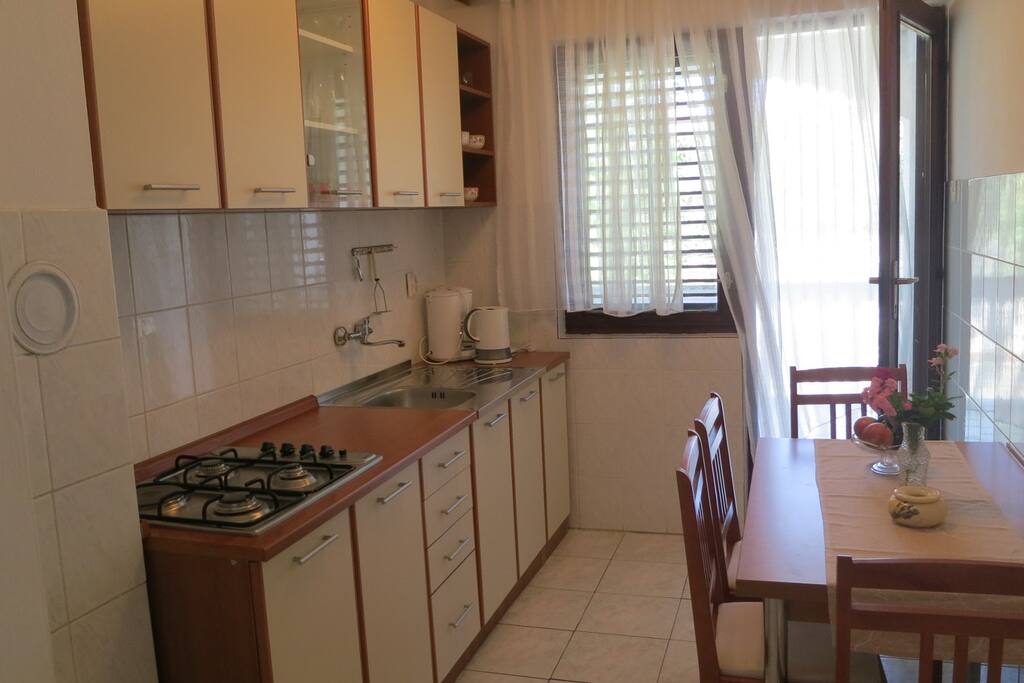 Dinning room/kitchen