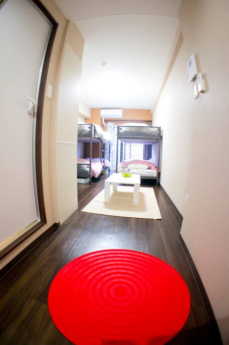 room(view from entrance )