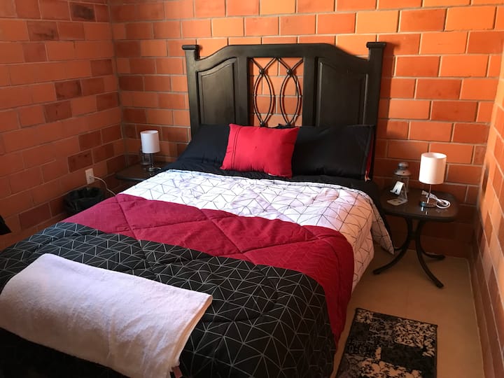 საძინებელი 1