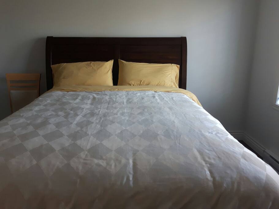 Bedroom/ Chambre
