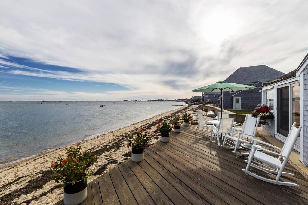 Luxury Waterfront 2bdr Cottage Cottages for Rent in Provincetown