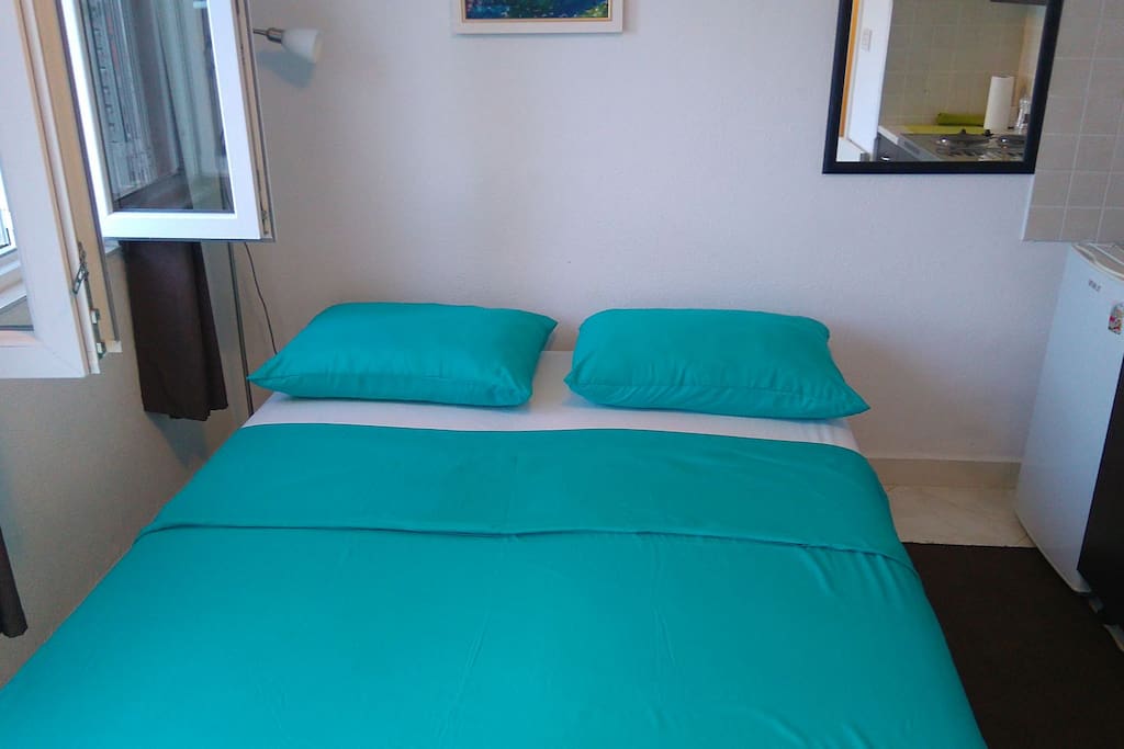 Double bed