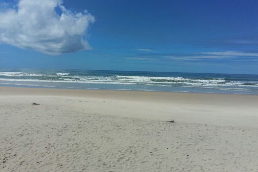 Praias limpas e tranquilas