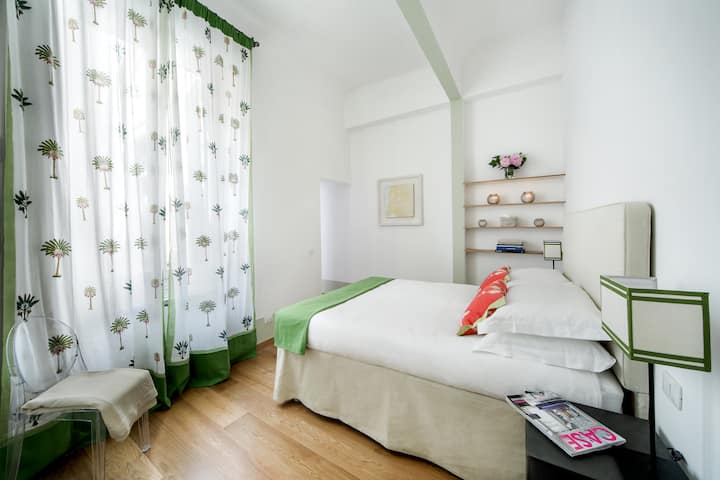 Spálňa 3 s manželskou posteľou King a vlastnou kúpeľňou