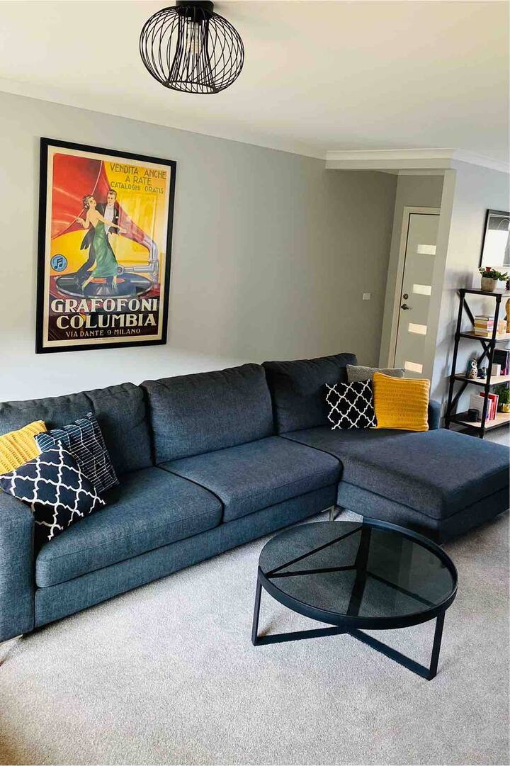 Modern Townhouse, Walking Distance To Town Centre - Yarra Glen