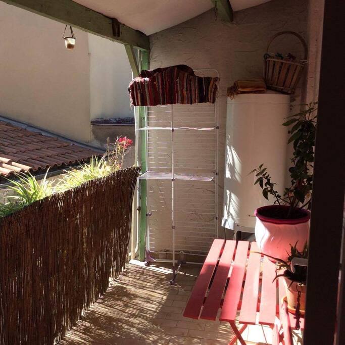 terrasse privée vue sur toit de la ville