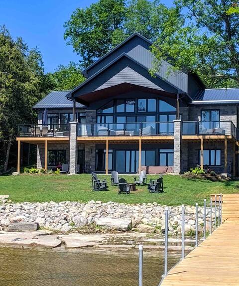 LakeHouse on the Point