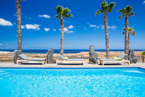 Villa Palacio & Yurt, private location, near beach