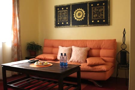Cozy and amply equipped 1 bedroom guesthouse