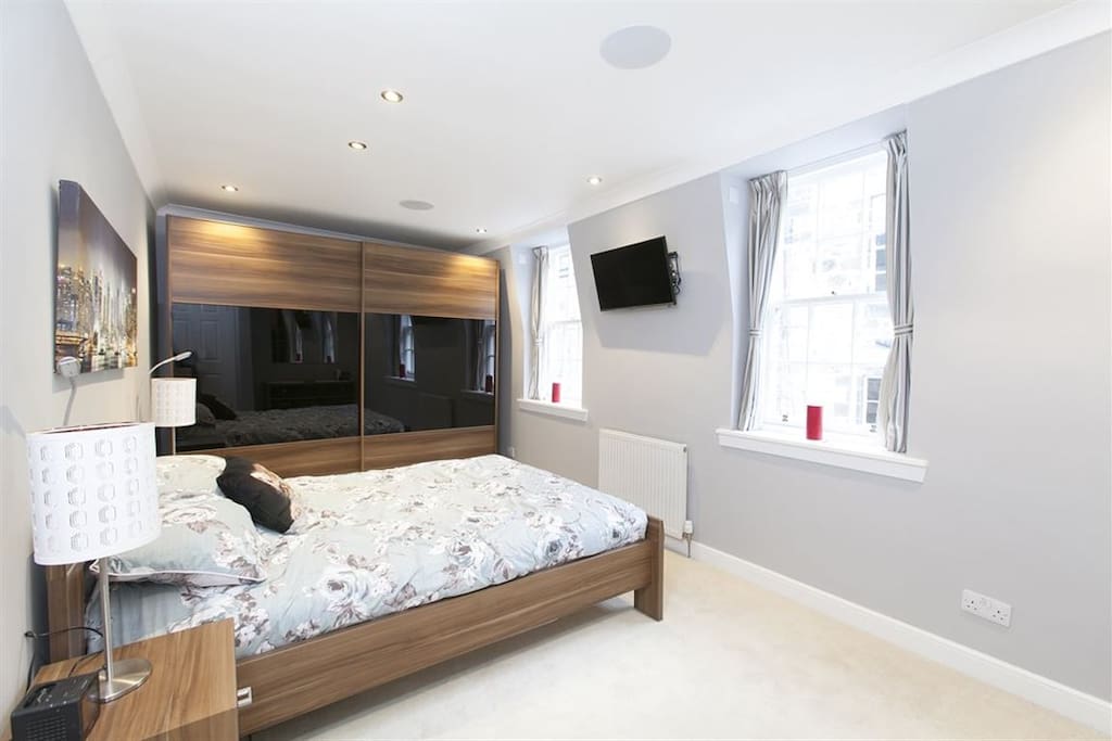 2 double bedrooms