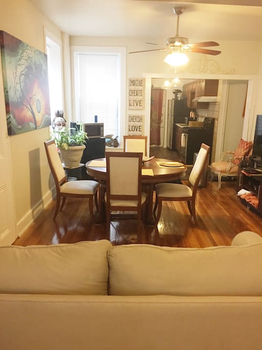 Dining area for the meals that you prepare in the full kitchen