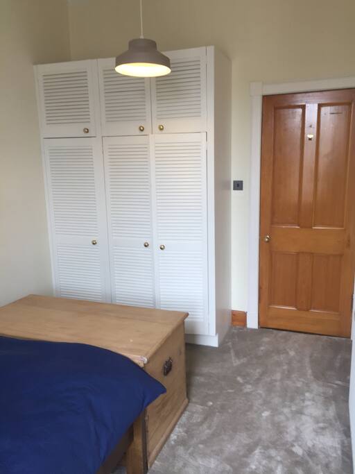 Wardrobe storage