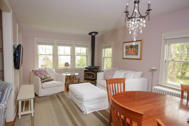 Shel House gallery image 5