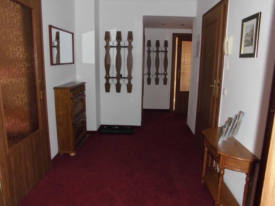 Eingangsbereich, von hier sind alle Zimmer separat erreichbar