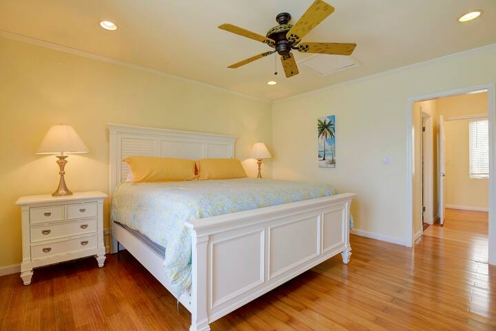 Bob Marley Oceanfront Beach House W Infinity Pool Houses For Rent In Nassau New Providence Bahamas