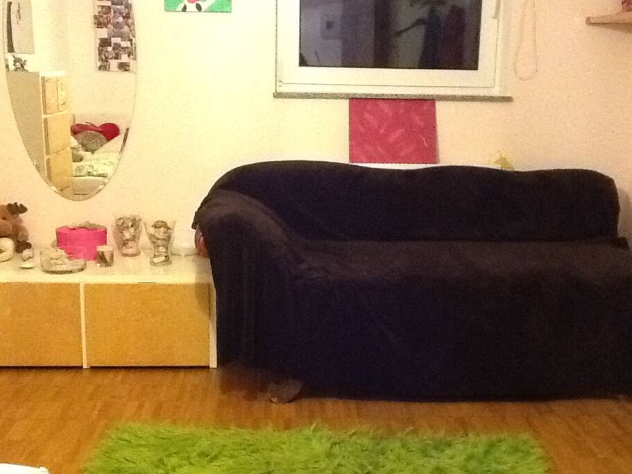 sofa or 2. bed