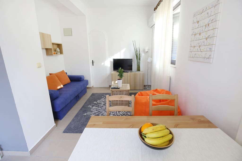 Cosy living room and dining room area
