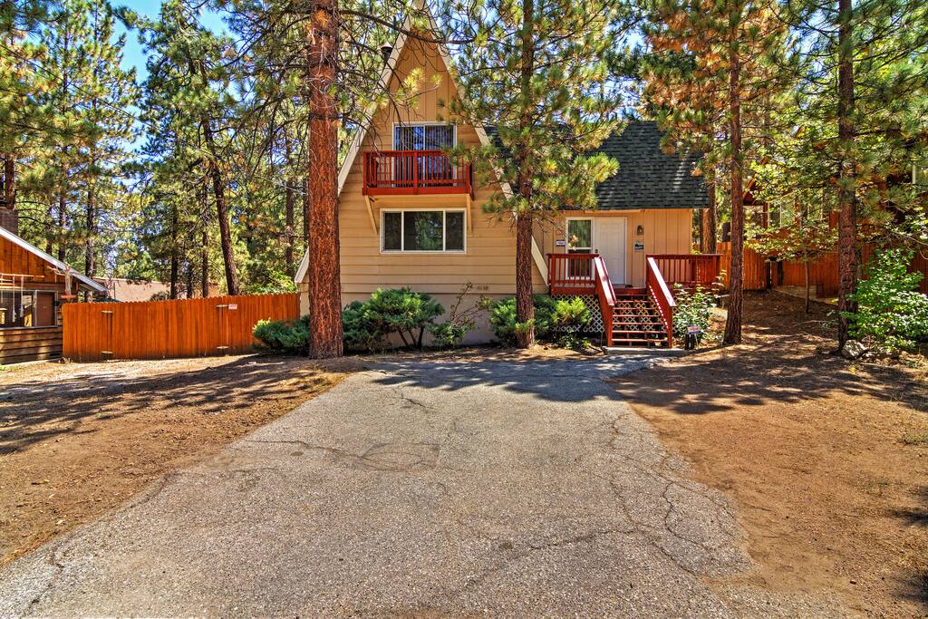 Welcome to your California home-away-from-home that sleeps up to 8 guests.