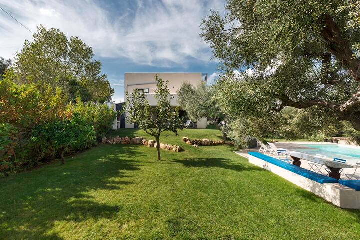 1698 Villa Joy gallery image 5