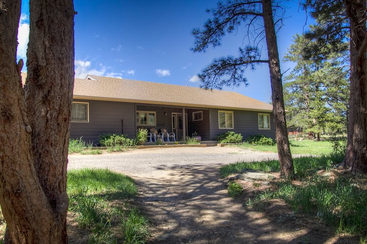 Cabin 29, Mountain Views-hot Tub-spacious! - Estes Park, CO