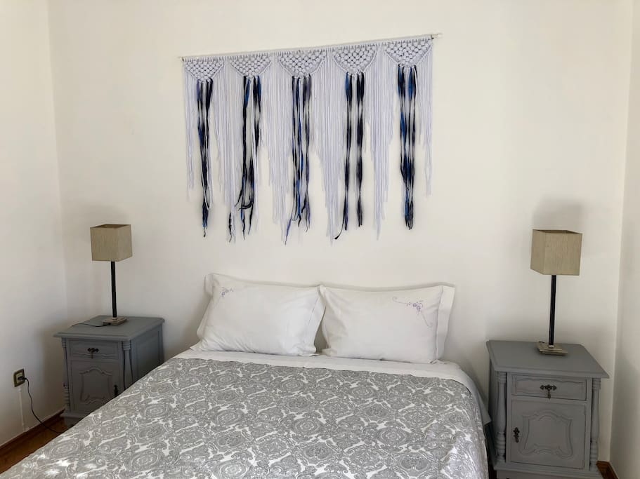 Quarto de casal 1 / Double Bedroom 1