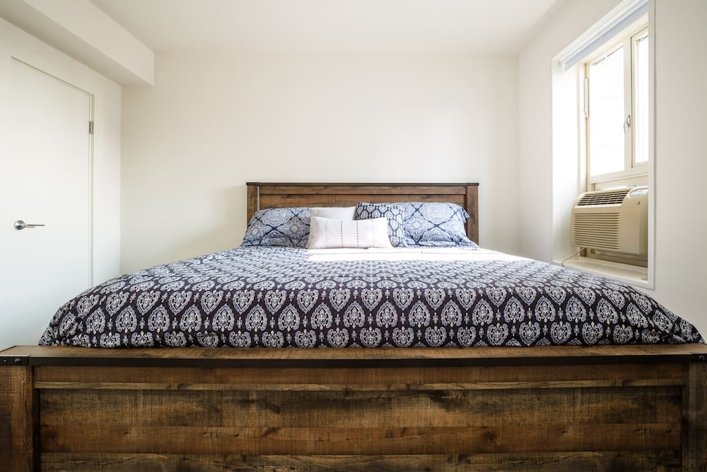 King size bed