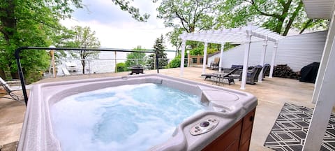 Pontoon, Hot tub, Sauna, Game Room Big Detroit Lk