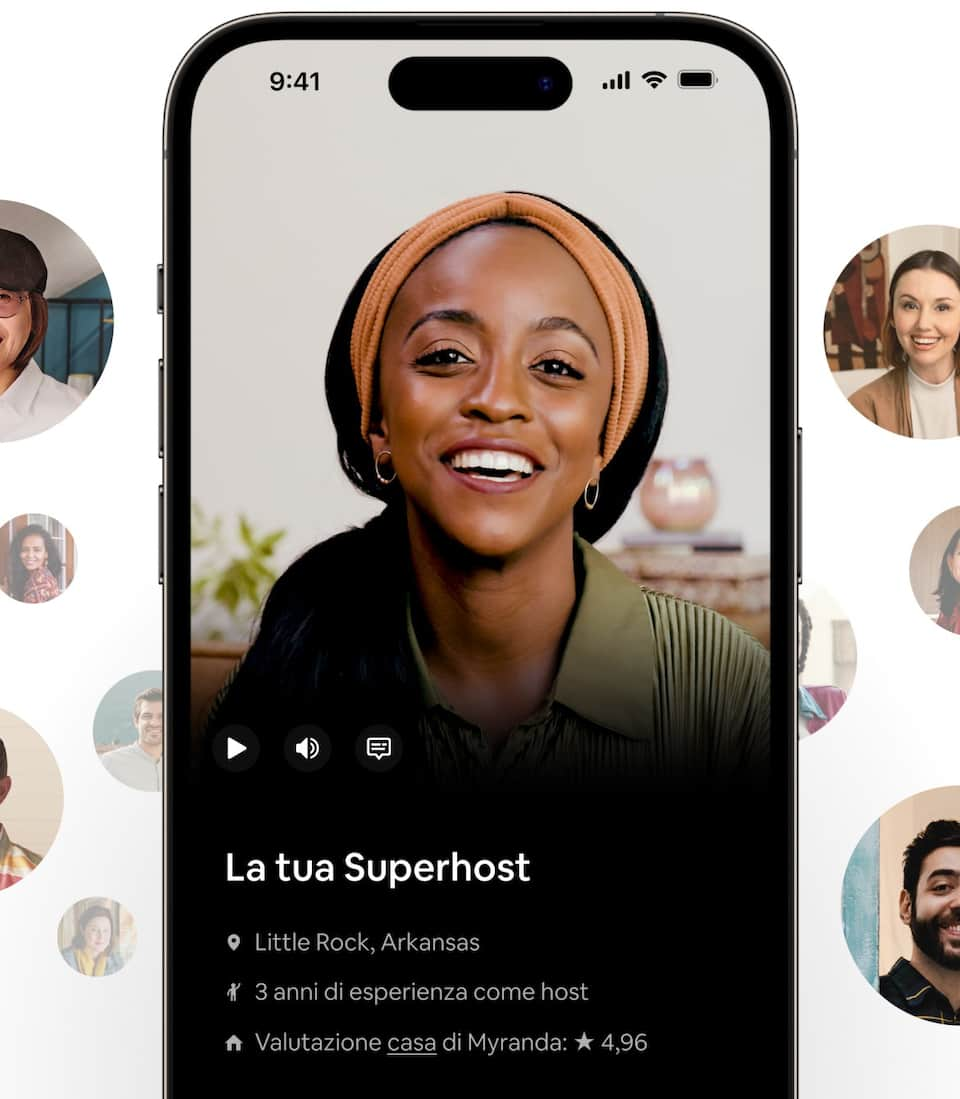 Una Superhost sorridente nell'app di Airbnb. Un messaggio indica che si chiama Myranda, che ha tre anni di esperienza come host a Little Rock e che la sua valutazione su Airbnb è di 4,96 stelle su 5.