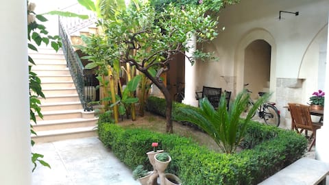 Palazzo Rossi suite, taste of Puglia