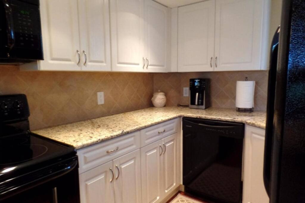 High End Kitchen/Appliances