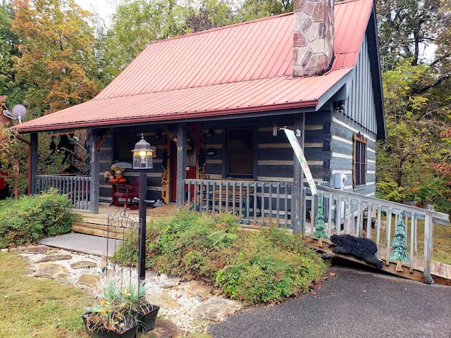 Airbnb Sevierville Vacation Rentals Places To Stay