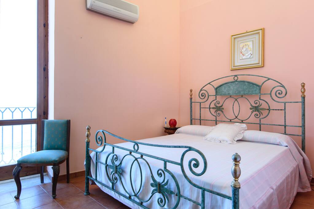 Main bedroom